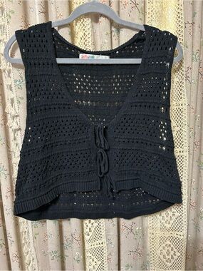 FP Beach Black Crochet Knit Tie Front Sweater Vest Beach Cover-Up Medium